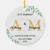 Gewoon getrouwd monogram Names Mr & Mrs. 2022 Keramisch Ornament (Achterkant)