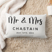 Gewoon getrouwd Mr. & Mrs. | Weddenschapsmonogram Kussen (Deken)