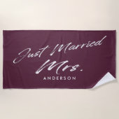 Gewoon getrouwd Mrs. | Aangepersonaliseerde keuken Strandlaken (Voorkant)