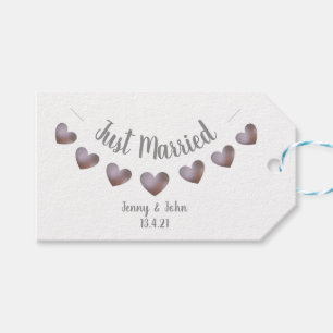 Gewoon getrouwd paars en parelbruin ornament cadeaulabel