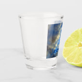 Gewoon handgeschreven eigen naam Blauwe hemelwolke Shot Glas (Links)