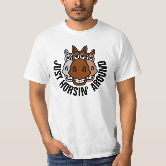 Gewoon Horsin, rond, paard T-shirt (Voorkant)