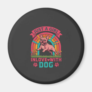 Gewoon meisje verliefd op hond Franse Bulldog Rege Magneet