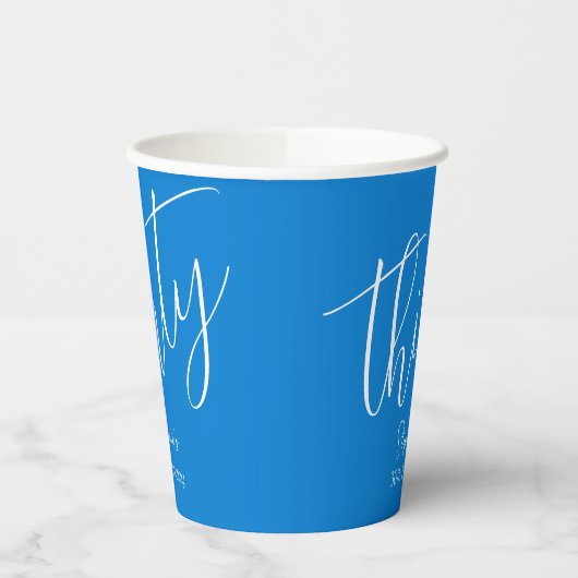 Gewoon modern script blauw 30e verjaardag feest papieren bekers (Links)