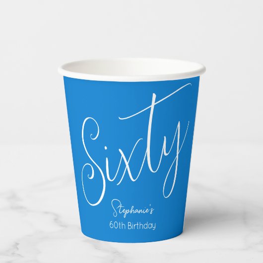 Gewoon modern script blauw 60ste verjaardagsfeest papieren bekers (Achterkant)