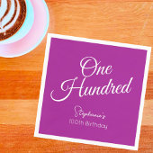 Gewoon modern script Donkerroze 100e verjaardag Servet
