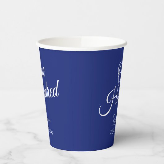 Gewoon modern script marineblauw 100ste verjaardag papieren bekers (Links)