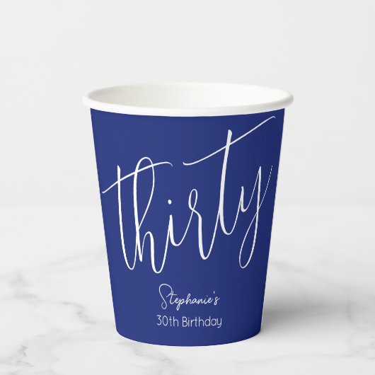 Gewoon modern script marineblauw 30ste verjaardags papieren bekers (Achterkant)