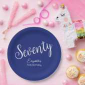 Gewoon modern script marineblauw 70ste verjaardag papieren bordje (Feest)