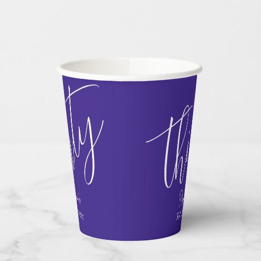Gewoon modern script Paarse 30e verjaardagsfeestje Papieren Bekers (Links)