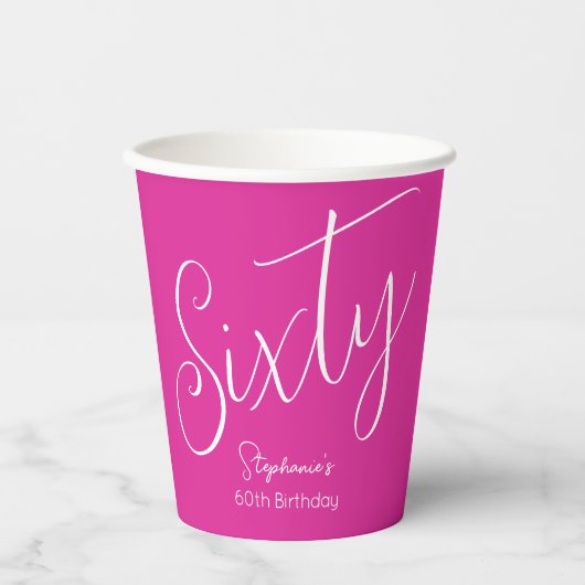 Gewoon modern script roze 60ste verjaardag papieren bekers (Voorkant)