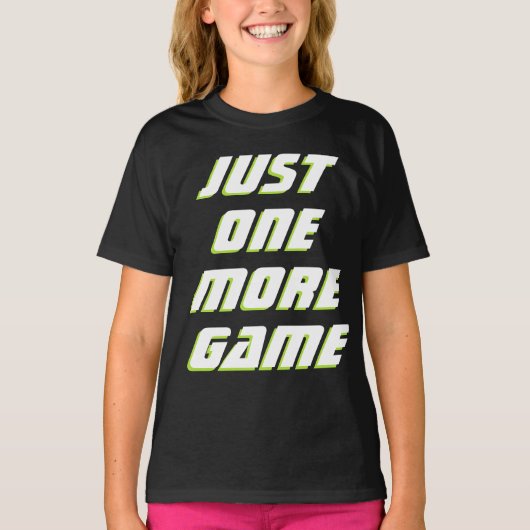 Gewoon nog een Kinder gamer met een oude witte gam T-shirt (Voorkant)