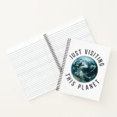 Gewoon op bezoek bij deze planeet notitieboek (Binnen)