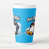 GEWOON RELAXEN PINGUÏN Worpkussen Latte Mok (Voorkant)