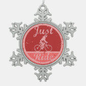 Gewoon Ride Vrouw Cyclist Snowflake Ornament (Voorkant)