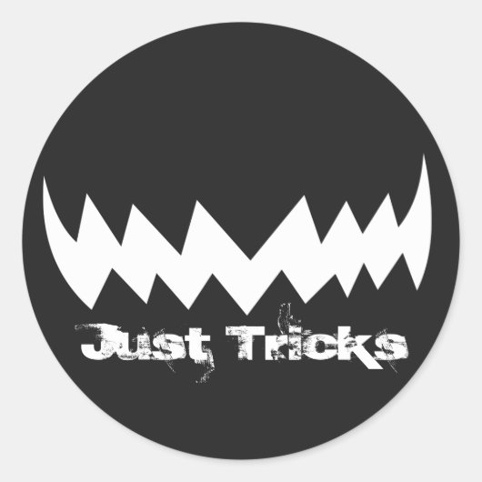 Gewoon Tricks Evil Smile Halloween Ronde Sticker (Voorkant)