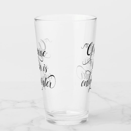 Gewoon water | Adult Beverage Humor Quote Elegant Glas (Links)