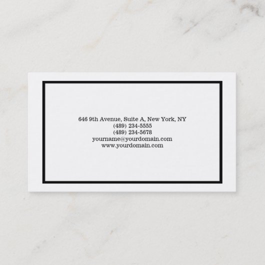 Gewoon zwart-wit minimalistisch creatief modern visitekaartje (Achterkant)