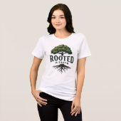 Geworteld in Faith Christelijk Tree Graphic Tri-Blend Shirt (Voorkant volledig)