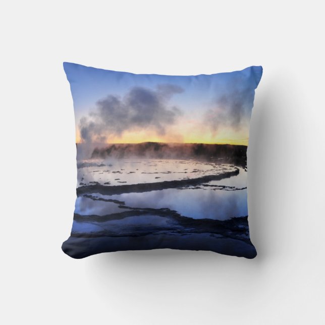 Geyser Roke op Sunset Kussen (Voorkant)