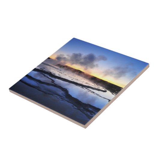 Geyser Roke op Sunset Tegeltje (Zijkant)