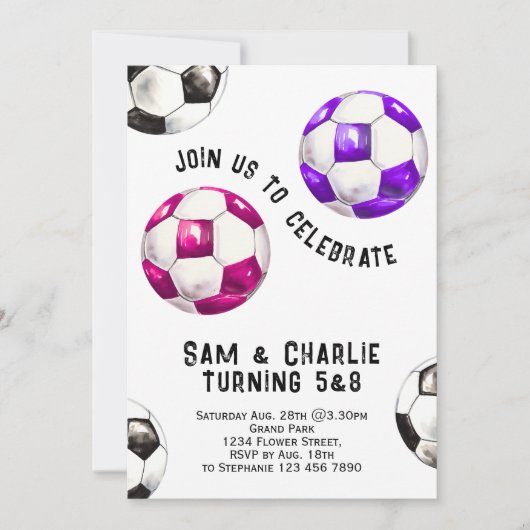 Gezamenlijke broer en zus tweelingvoetbal verjaard kaart (Voorkant)