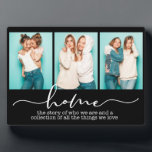 Gezegden uit de thuisfamilie Modern Typografie Dri Fotoplaat<br><div class="desc">Dit moderne ontwerp bevat drie van uw favoriete foto's met de tekst "thuis - het verhaal van wie we zijn en een collectie van alle dingen waar we van houden" in de moderne typografie #foto #photogifts #gift #gift #cadeau #girforher #family #home #verjaardaggifts #feestcadeaus #personalizedgiften</div>