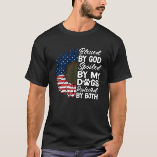 Gezegend door God bevoed door mijn honden bescherm T-shirt