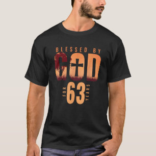 Gezegend door God voor 63 jaar 63e verjaardag Reli T-shirt
