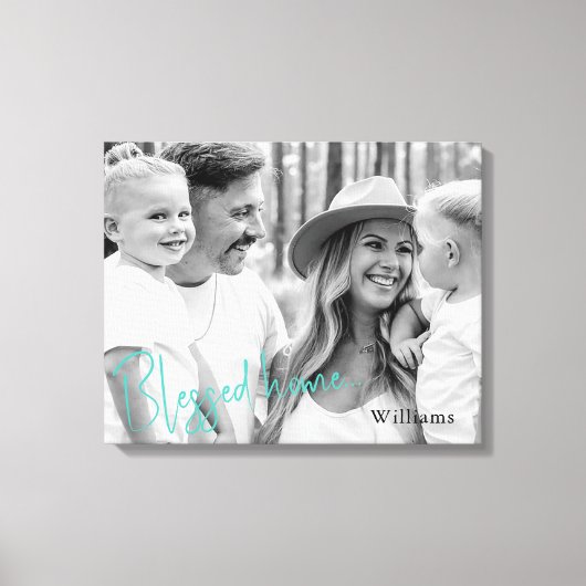 Gezegend Huis Familienaam B/W Portret Groot Canvas Afdruk (Voorkant)