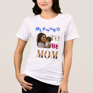 Gezegend om moeder te zijn - Floral Photo Art Moth Tri-Blend Shirt