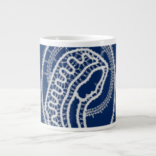Gezegende Maagd Maria, witte kant, marineblauw Grote Koffiekop