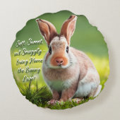 Gezellig Bunny Bliss – Wit & Bruin Konijnenkussen Rond Kussen (Achterkant)