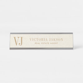 Gezellig licht beige linnen met tan monogram bureau naambordje