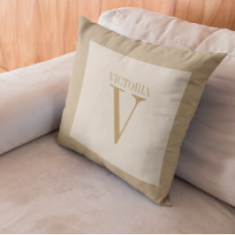 Gezellig licht beige linnen met tan monogram kussen