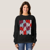 Gezellig "MAMA" Bunny Stack Sweatshirt voor Moms (Voorkant volledig)