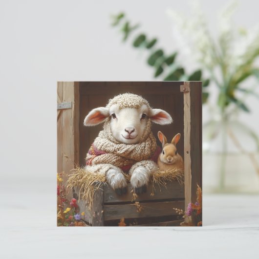Gezellig Schaap en Konijn in Schuur met Bloemen Feestdagenkaart (Staand voorkant)
