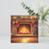 Gezellige open haard met hangende kousen feestdagenkaart (Staand voorkant)