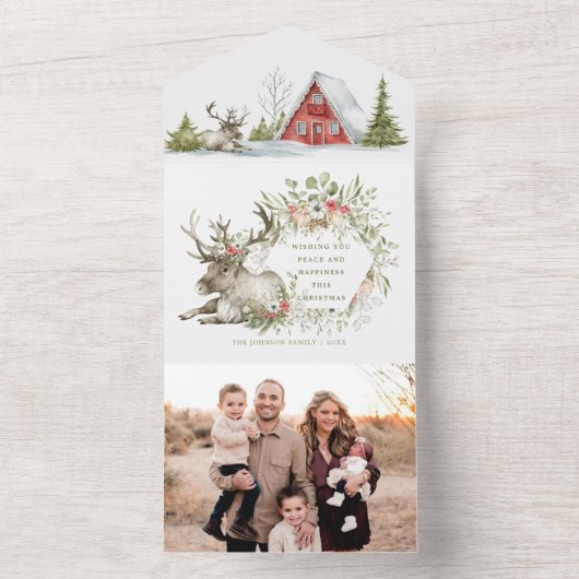 Gezellige rode blokhut in het bos | Foto kerstkaar All In One Uitnodiging (Binnen)