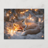 Gezellige slaapvos onder besneeuwde takken feestdagenkaart (Voorkant)
