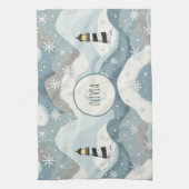 Gezellige vuurtoren met ijzige golven Winter Nauti Theedoek (Verticaal)