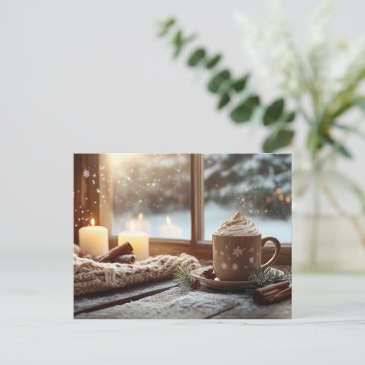 Gezellige warme chocolademelk met crème en kaarsen feestdagenkaart (Staand voorkant)