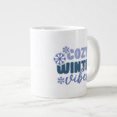 Gezellige Winter Vibes - Snowflake Typografie Grote Koffiekop (Voorkant rechts)