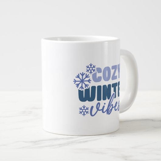 Gezellige Winter Vibes - Snowflake Typografie Grote Koffiekop (Voorkant rechts)