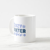Gezellige Winter Vibes - Snowflake Typografie Koffiemok (Voorkant links)