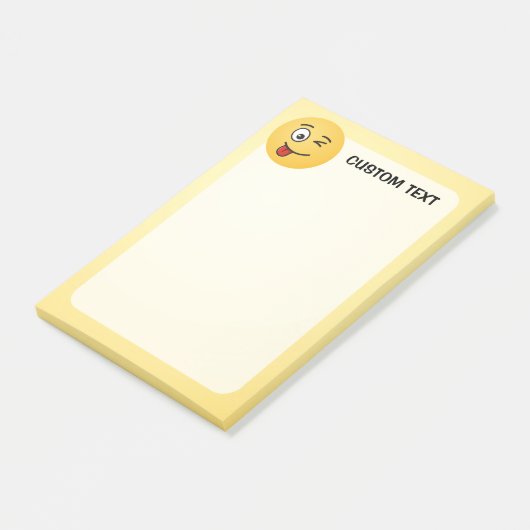 Gezicht met Stuck-Out Tong en Winking Eye Post-it® Notes (Schuin)