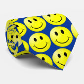 Gezicht op blauwe achtergrond Stropdas (Opgerold)