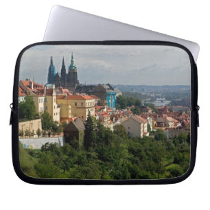 Gezicht op de Sint-Vituskathedraal, Praag, Tsjechi Laptop Sleeve