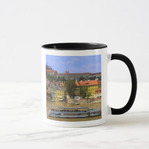Gezicht op het kasteel van Praag en de stad aan de Mok