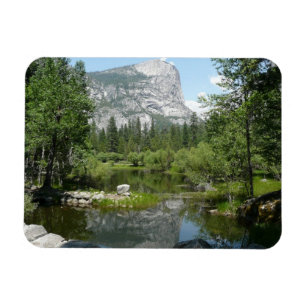 Gezicht op Mirror Lake in Yosemite National Park Magneet